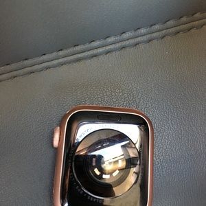 Series 4 Apple Watch 40mm Gps and Cellular